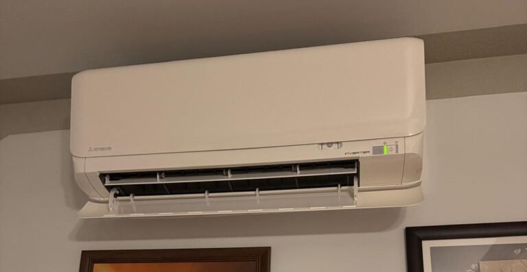 Klimatyzator Mitsubishi Heavy Diamond SRK35ZSX-WF w salonie – Zalesice k. Radomia
